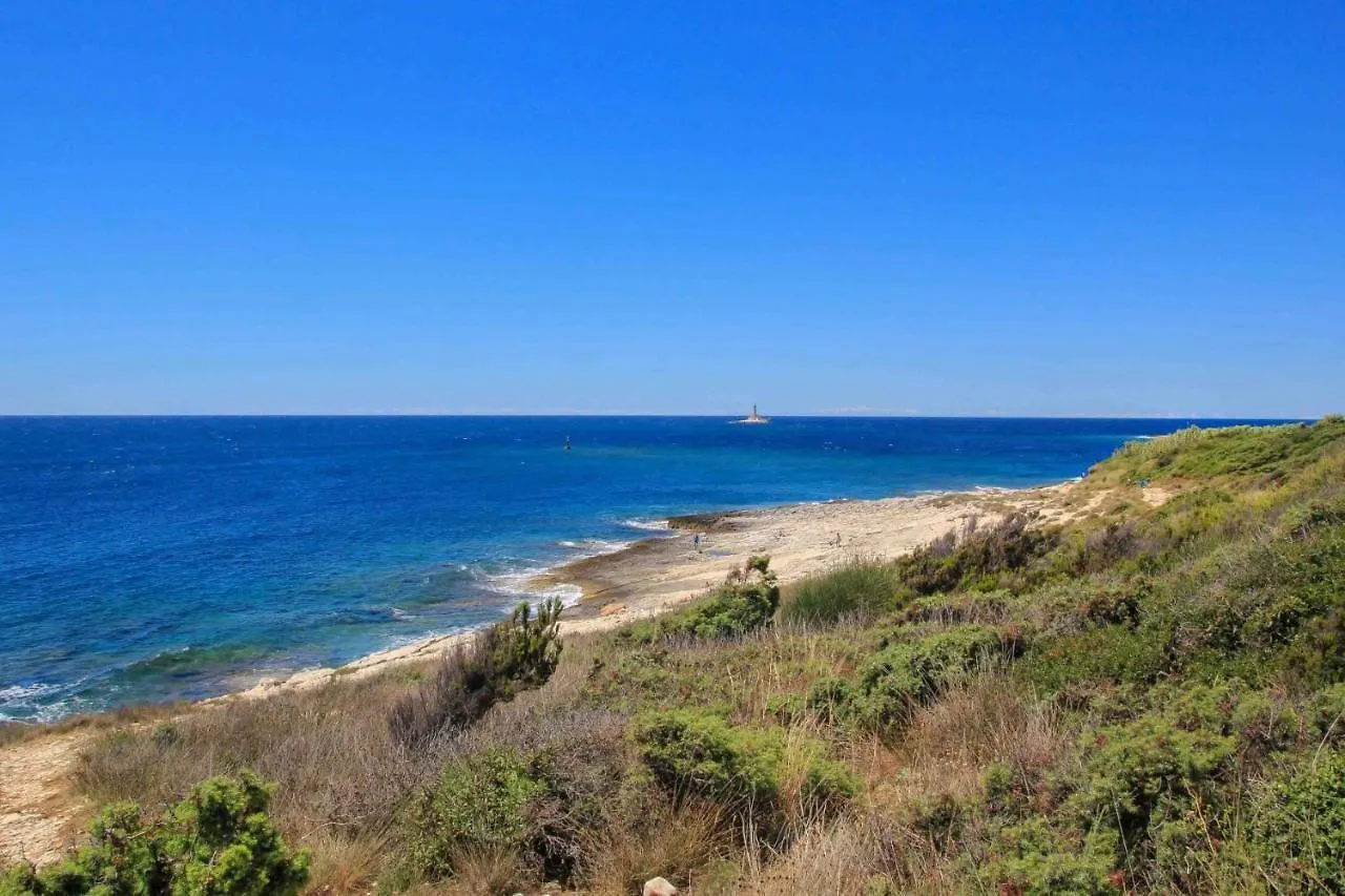 Hotel Unique Camping Experience Premantura Kroatien