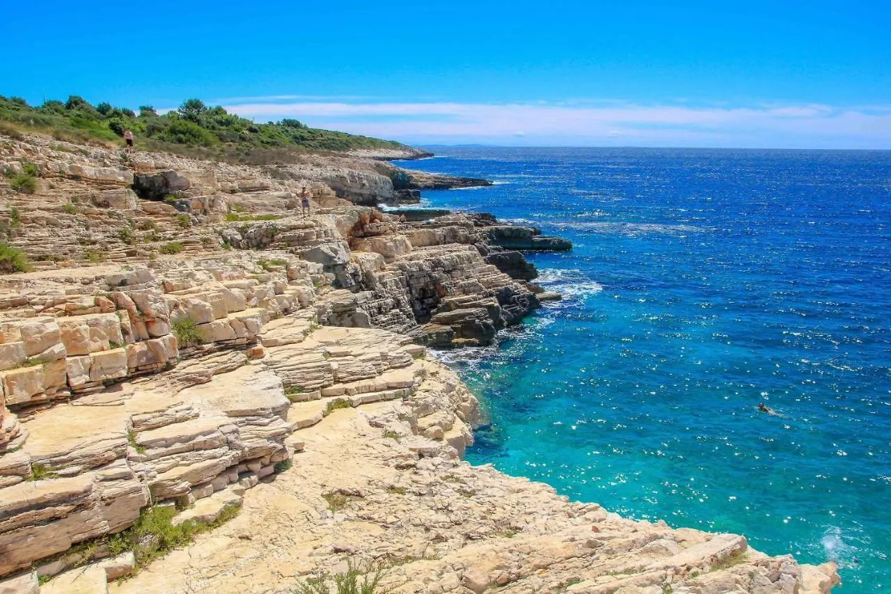 Hotel Unique Camping Experience Premantura 0*,  Kroatien